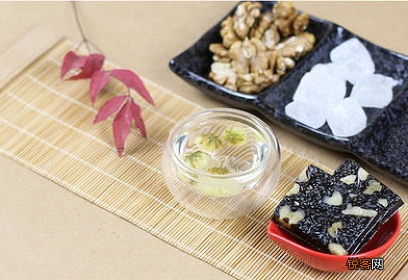 阿胶糕软一点的好还是硬一点的好