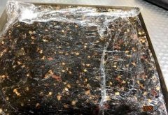 阿胶糕做完是放冰箱冷冻还是等凉了再放