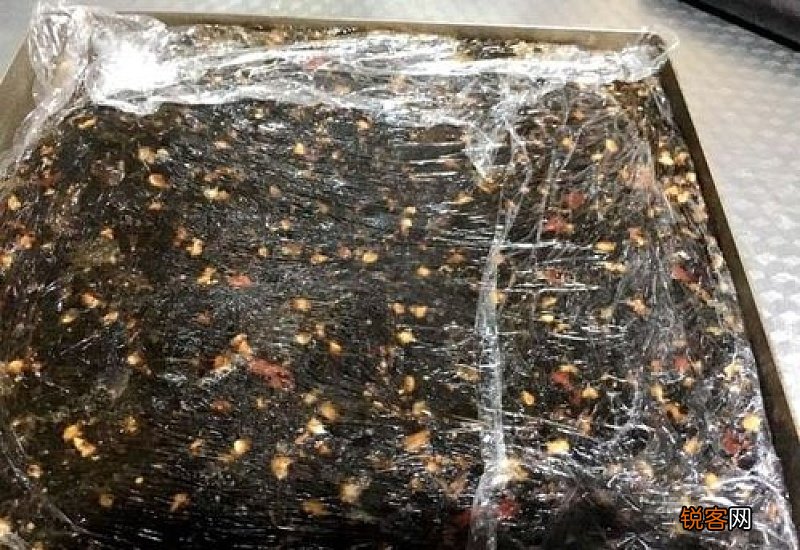 阿胶糕做完是放冰箱冷冻还是等凉了再放
