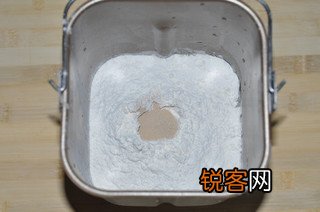 肉桂核桃卷的做法