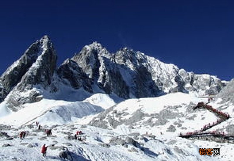 爬完玉龙雪山发烧正常吗