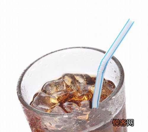 甜饮料喝多易抑郁