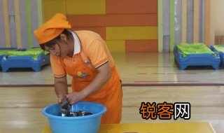 幼儿保育员的条件 保育员是什么
