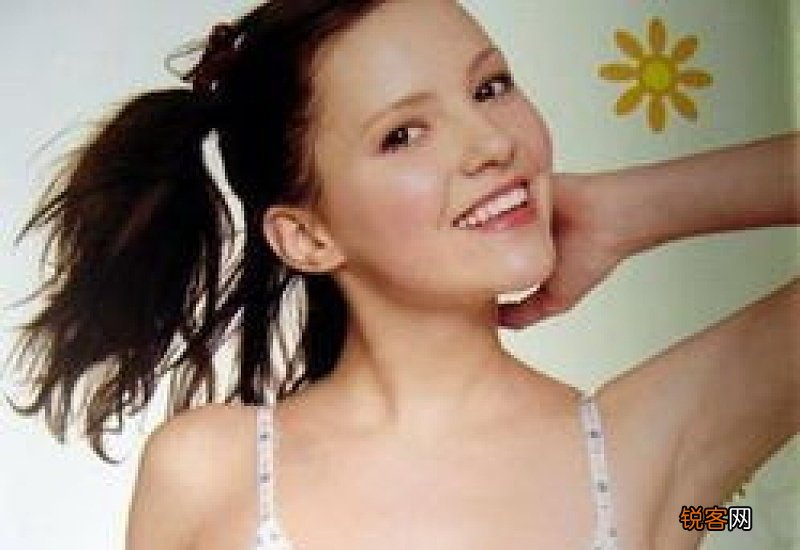 女生去贴三伏贴穿什么内衣