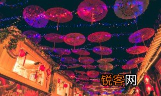 用张灯结彩造句20字左右 张灯结彩造句20字以上