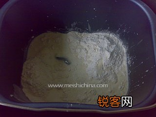牛奶弹力吐司的做法