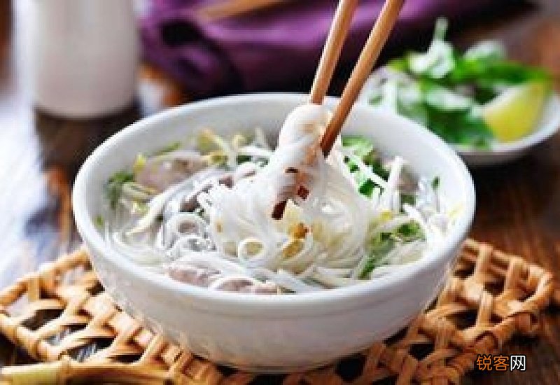 晚上吃面条和米饭哪个更容易胖