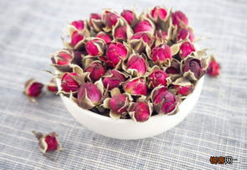 玫瑰花茶的功效有哪些 玫瑰花茶怎样泡最好