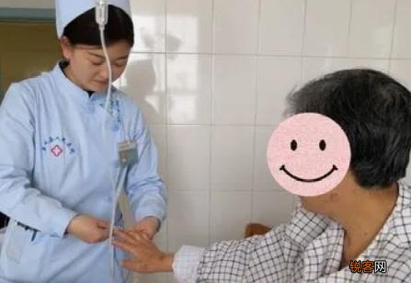 女护士处理男患者隐私部位，会感到难为情吗？年轻护士说出实情