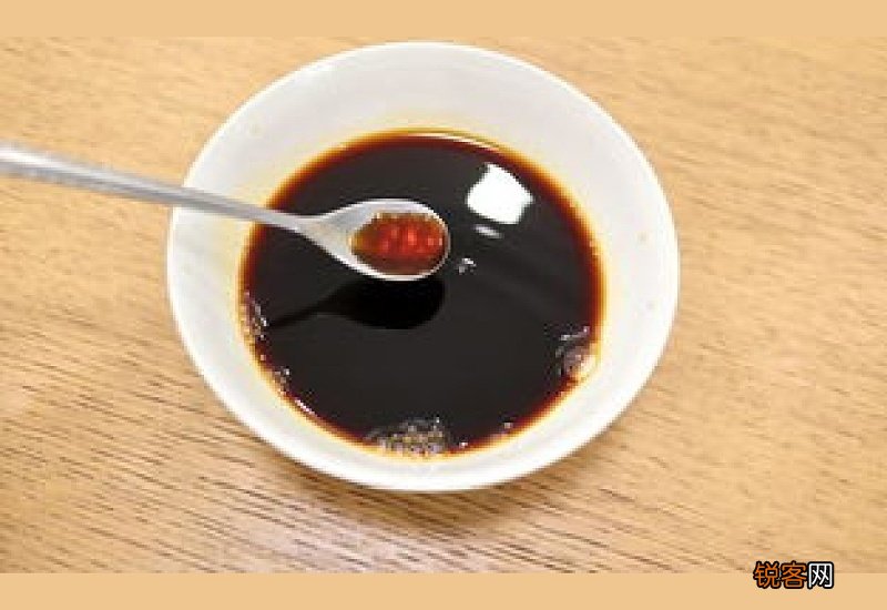 生抽和老抽酱油哪个好 区别体现在颜色上