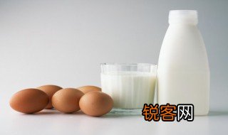 鸡蛋放入水中会怎么样 鸡蛋放入水中的变化