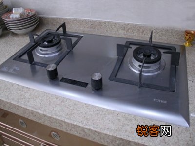 燃气灶从下面串火怎么回事,这是由于什么引起的