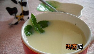 米饭加豆浆营养很丰富