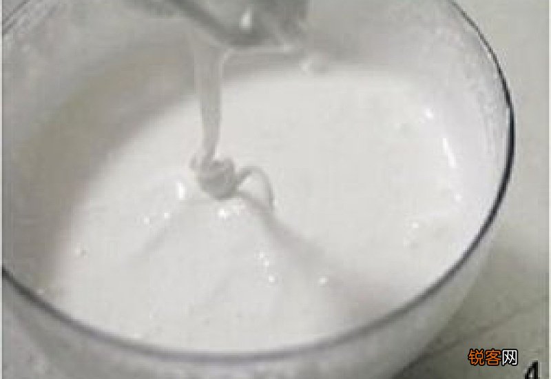 打发淡奶油用几档去打 淡奶油打发最少用量