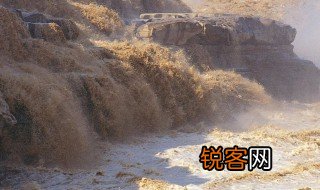 决堤的意思 决堤的解释