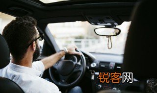 怎么清理车的灰尘
