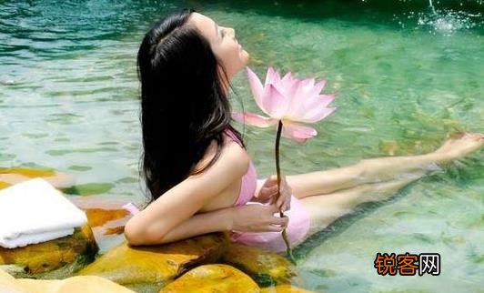 女人泡温泉都有哪些好处 女性泡温泉好吗