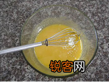 草莓蛋糕卷的做法