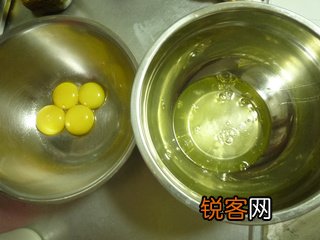 彩虹蛋糕的做法