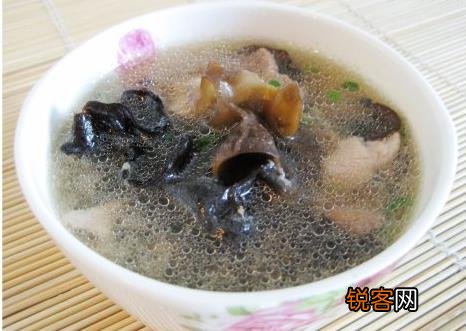 治疗老人耳鸣耳聋的食疗方