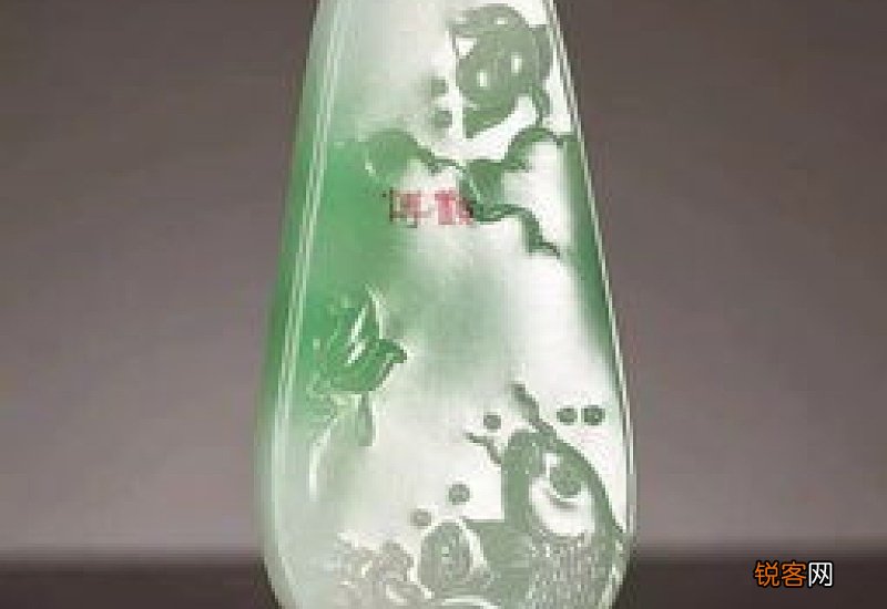 翡翠的价格贵还是和田玉的价格贵