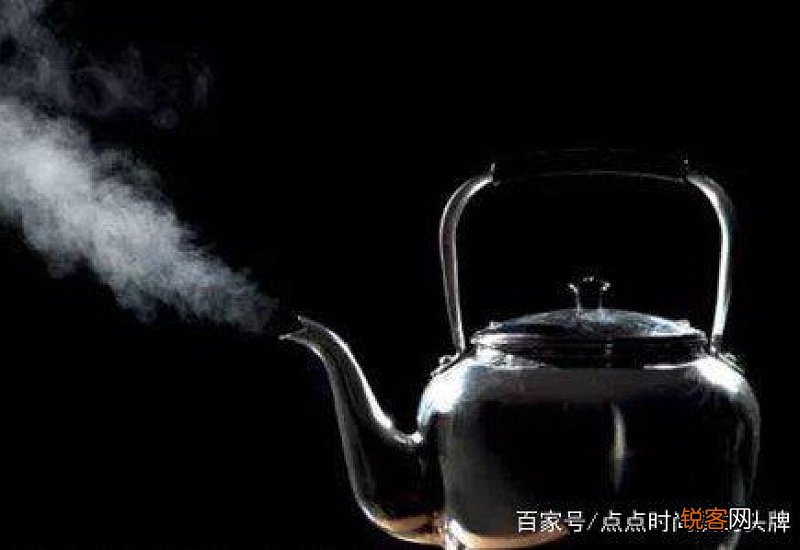 100度的油和100度的水哪个更烫 100度的油和100度的水哪个更烫手些