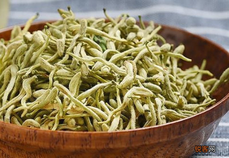 金银花用100度的开水泡好吗