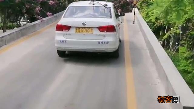 科目二熄火扣多少分 考试中出现半坡起步熄火分数减多少