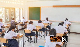 日出江花红胜火意思 日出江花红胜火意思是什么