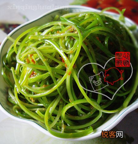 凉拌蒜苗丝