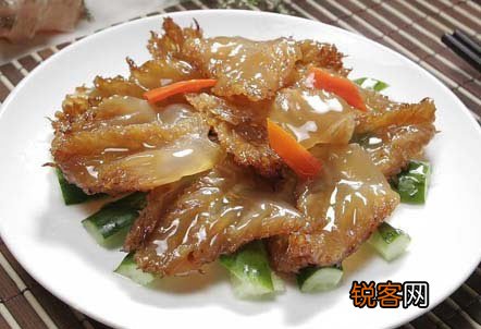 这些菜不能吃新鲜的鲜木耳导致中毒
