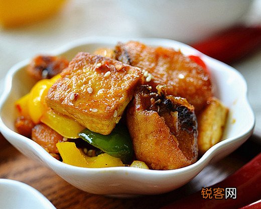 豆腐烧鱼块