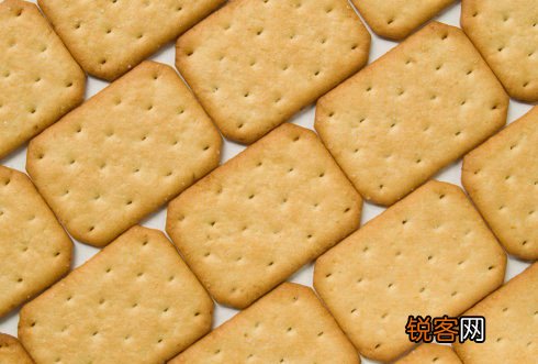 哪些人群不宜吃苏打饼：高脂高盐糖尿病者不宜常吃