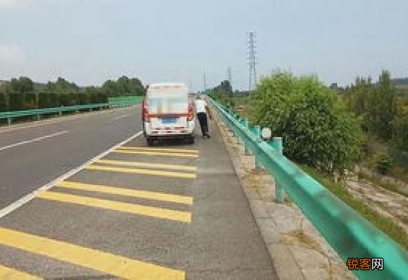 高速上没油了怎么办