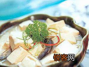处暑多吃含钾食品荐泥鳅豆腐煲