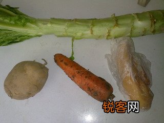 家常莴笋炒三丁的做法