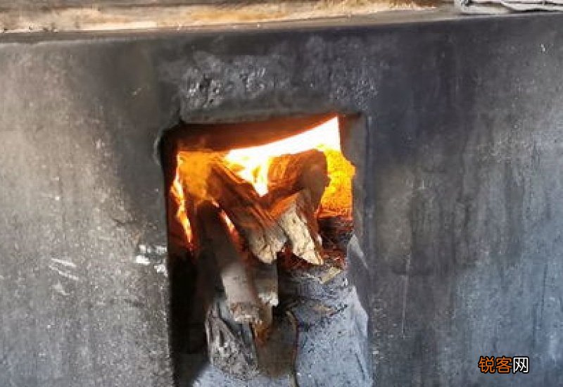 屋里烧煤味太重怎么办