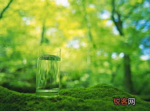 凉开水是老年人的最佳饮料