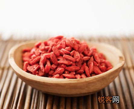 一天吃几颗枸杞最合适