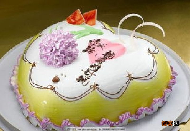狗狗可以吃生日蛋糕上的奶油吗