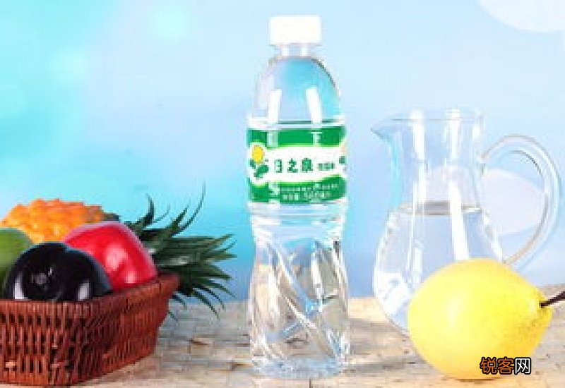 烧开了的水是蒸馏水吗 什么水可以代替蒸馏水