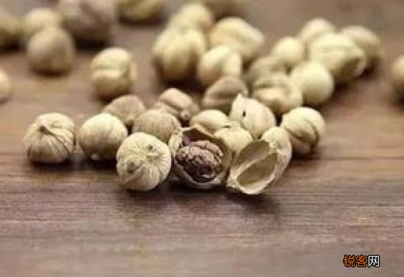 白豆蔻有什么作用 白豆蔻怎么吃最好