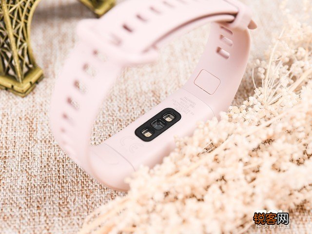 9种运动模式更全面 华为手环4健康管理评测