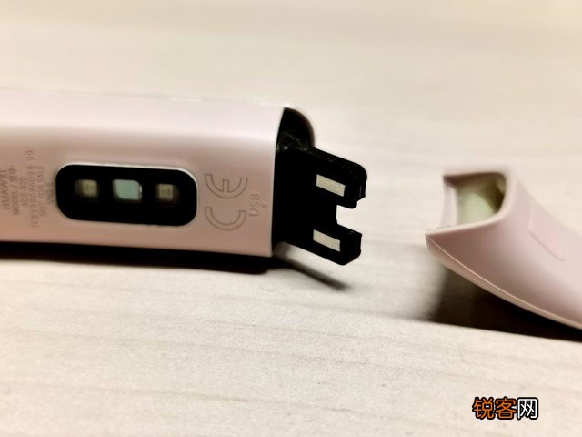 9种运动模式更全面 华为手环4健康管理评测
