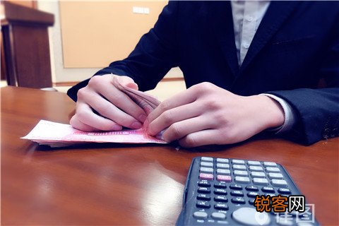 三岁孩子抚养费一般多少钱一个月 3岁女孩月抚养费大概多少?