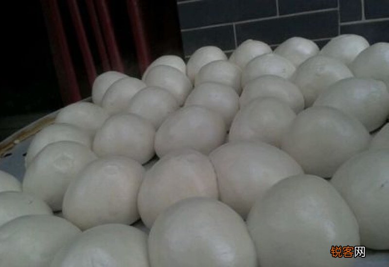 蒸馍为什么有几个会缩