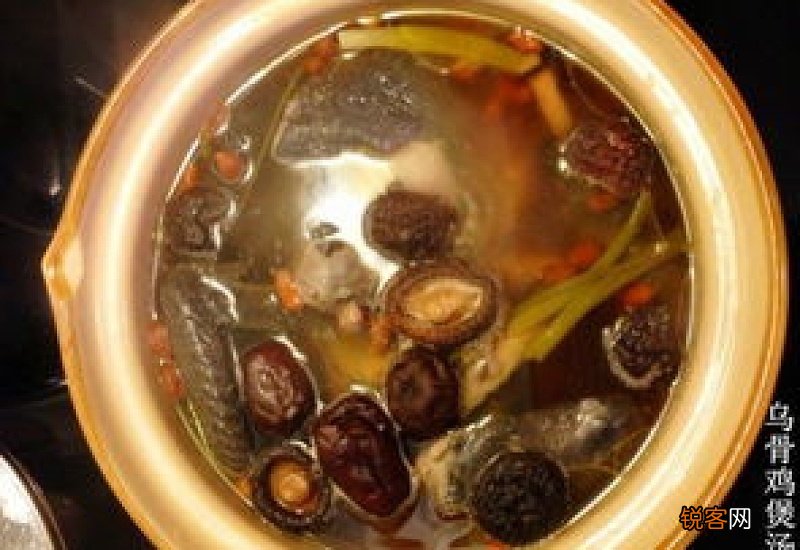 乌鸡炖汤之前要不要焯水