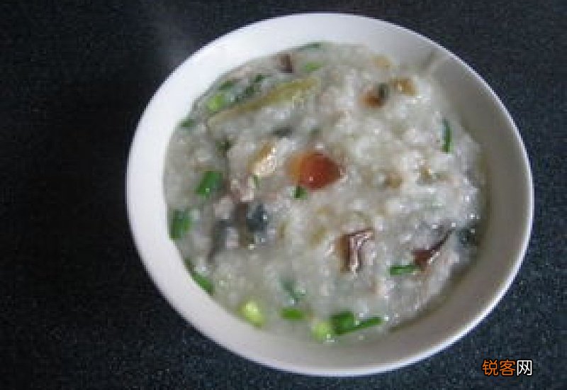 皮蛋瘦肉粥的热量高吗 皮蛋瘦肉粥可以减肥吗