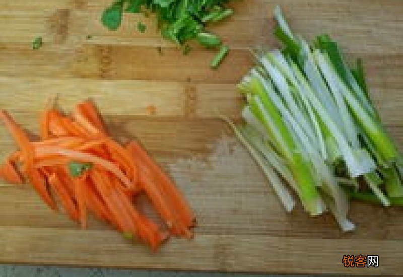 干豆腐炒韭菜的做法 葱油干豆腐的做法