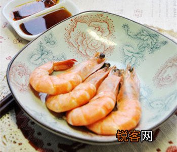 一次性饭盒装出致癌毒物